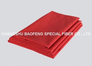 Fabrik campuran aramid 93/5/2 yang diperakui UL dalam warna merah 150gsm